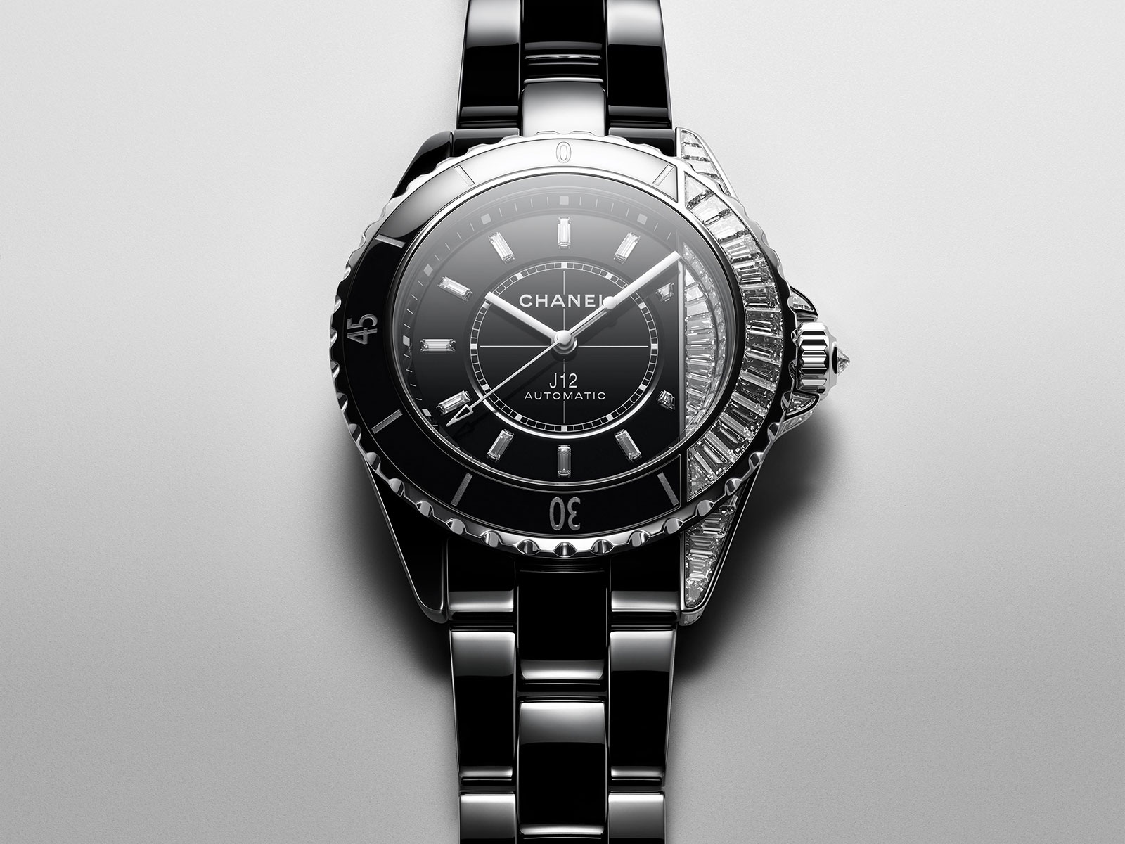 đồng hồ kim cương J12 Paradoxe 