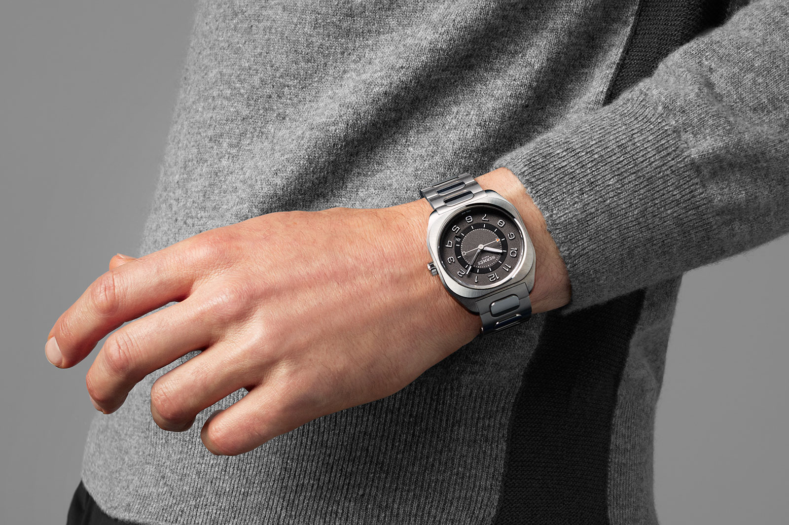 đồng hồ nam thời trang Hermes H80 watches and wonders 2021