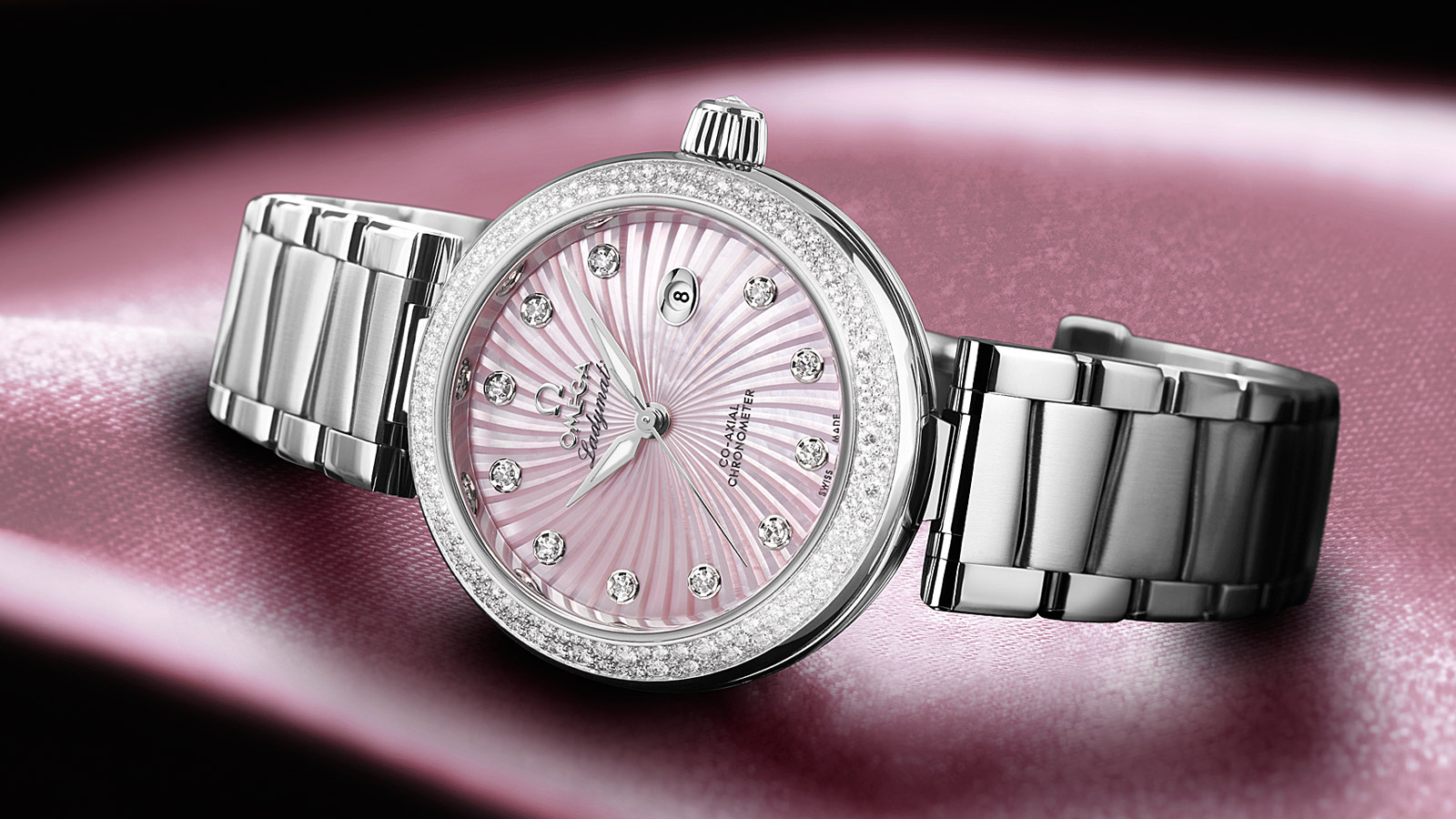 đồng hồ omega de ville ladymatic mặt số màu hồng mới 
