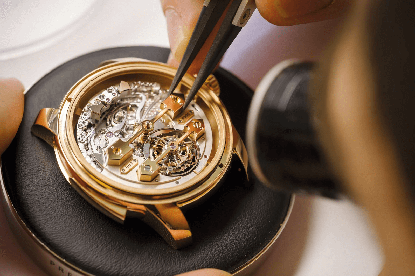 Починить наручные часы