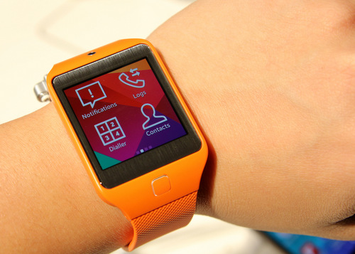 Samsung sẽ ra mắt đồng hồ smartwatch chạy HĐH Android Wear