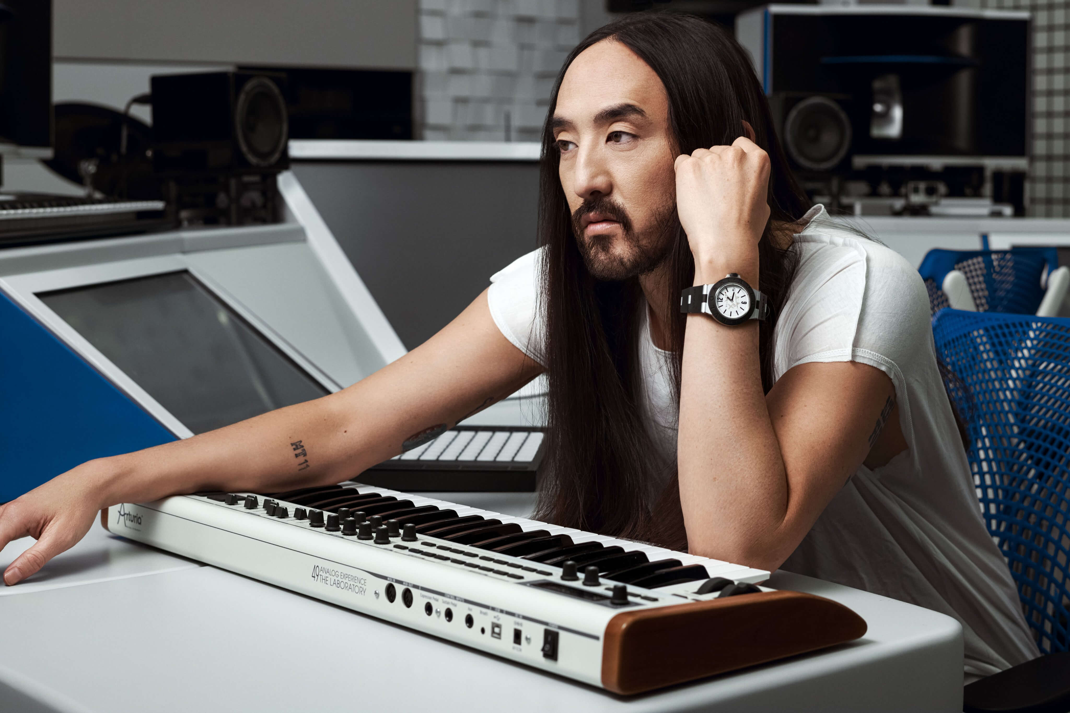 Bvlgari x DJ Steve Aoki - Đồng Hồ Aluminium Phiên Bản Đặc Biệt