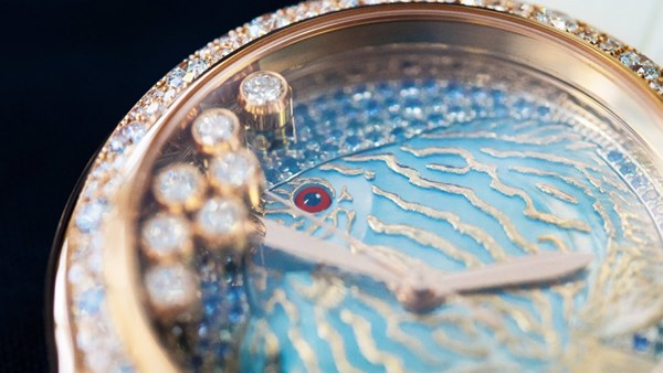 mặt số của đồng hồ Chopard Happy Fish