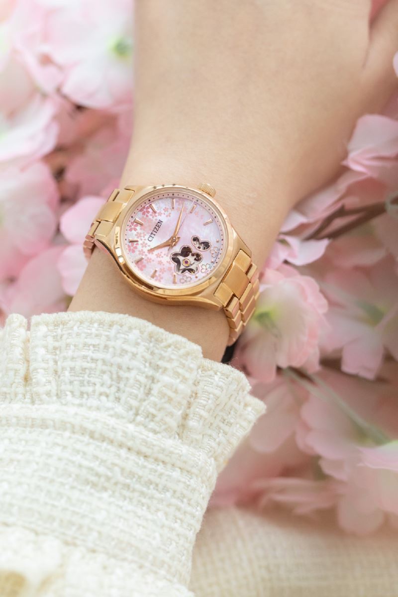 đồng hồ Citizen Sakura màu hồng PC1019-66Y mới 