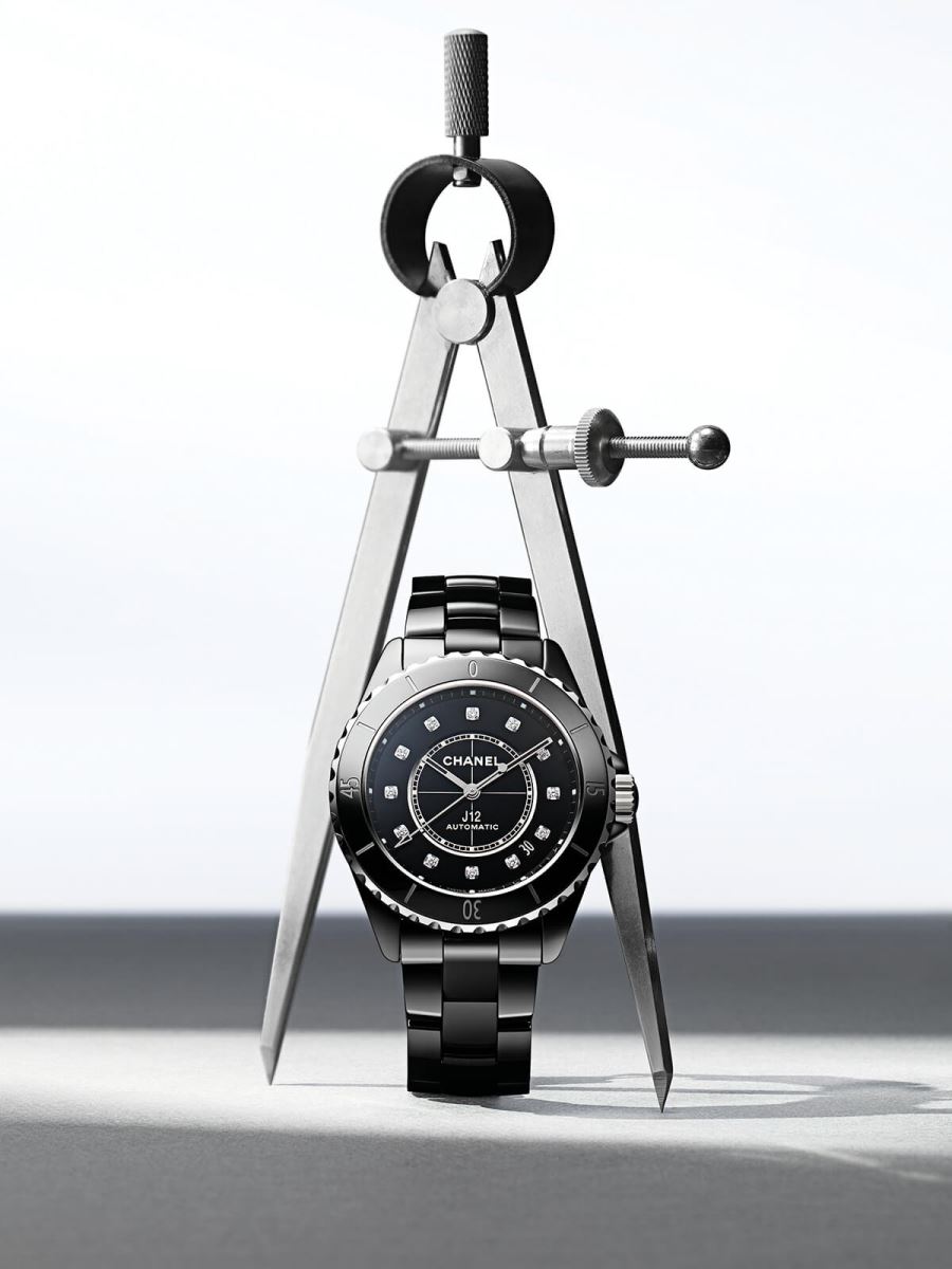 đồng hồ chanel J12 black ceramic cao cấp chính hãng 