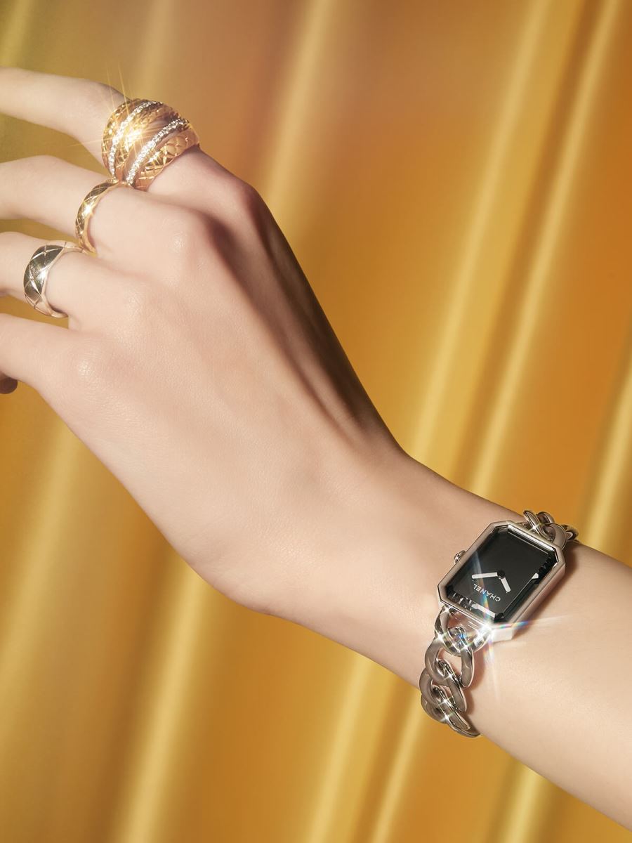 Đồng hồ nữ Chanel dây kim loại lấp lánh Đồng hồ chanel giá rẻ