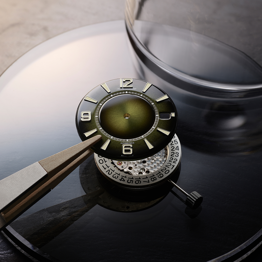 đồng hồ jaeger lecoultre date màu xanh oliu mới 