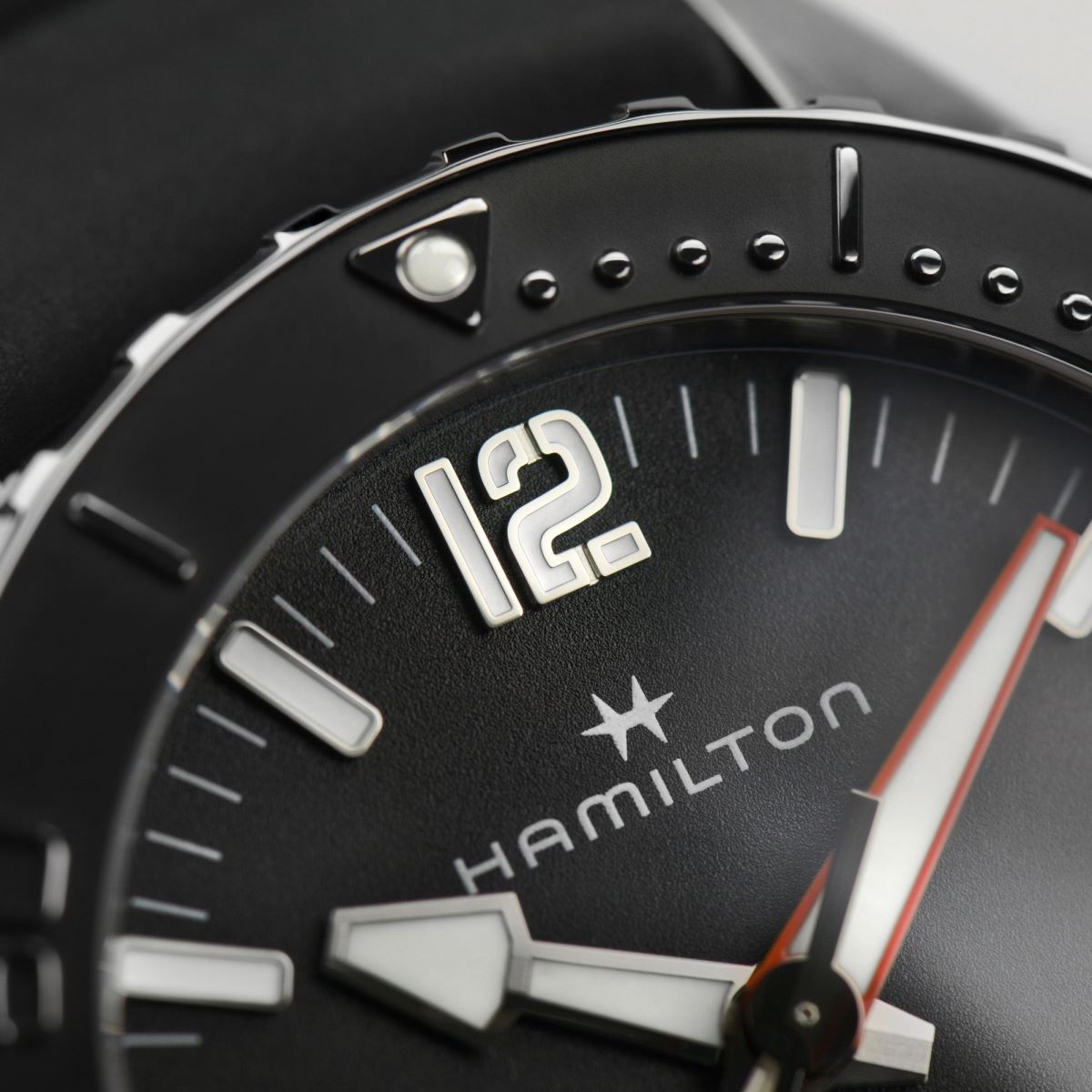  đồng hồ lặn Hamilton Khaki Navy Frogman mẫu mới 2022