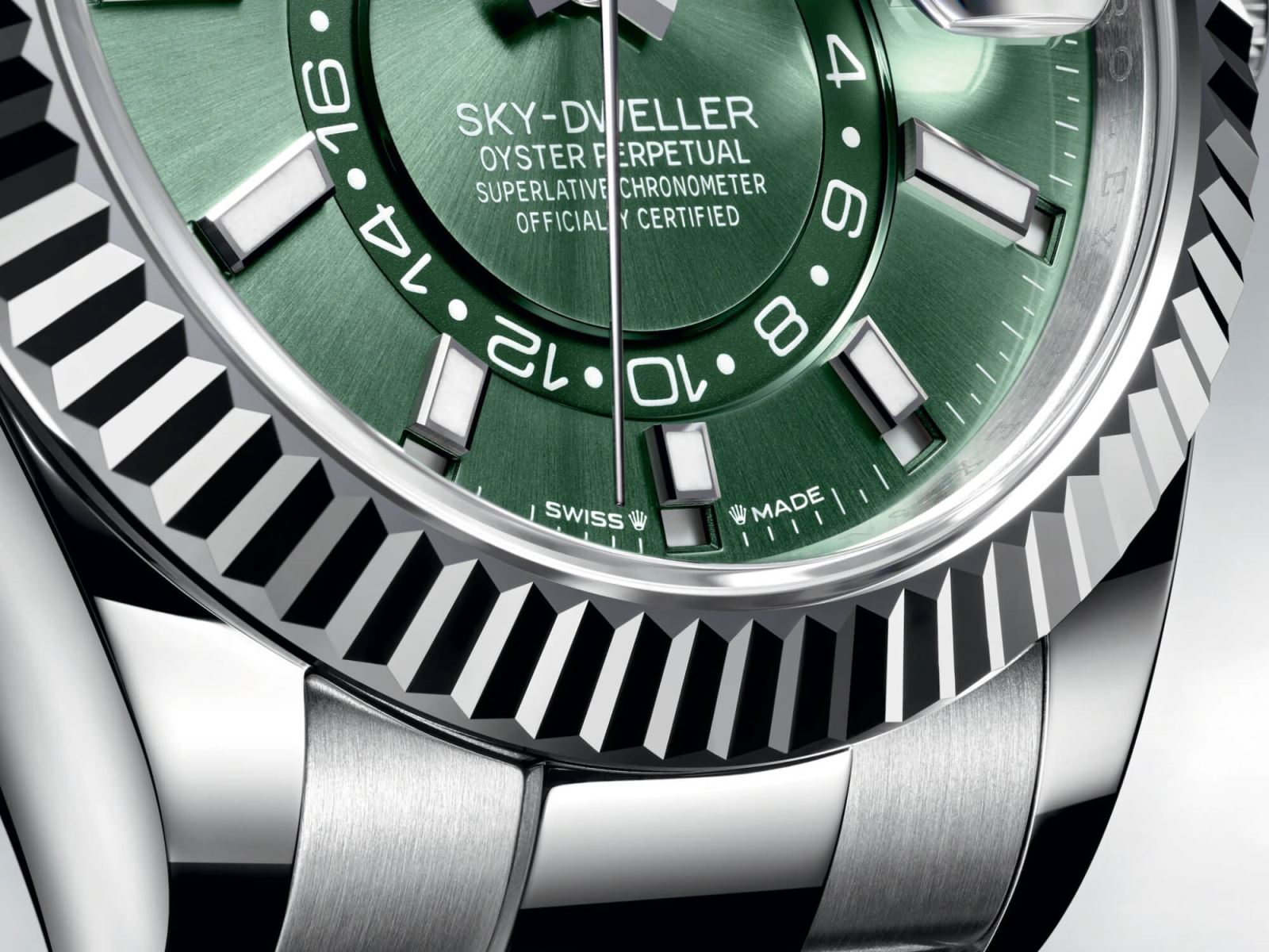 Rolex phát hành ba mẫu đồng hồ Sky-Dweller mới với các chuyển động được cập nhật