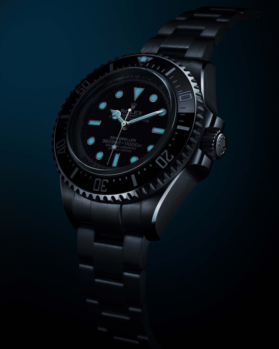 đồng hồ Deepsea Challenge Titanium 126067 mới